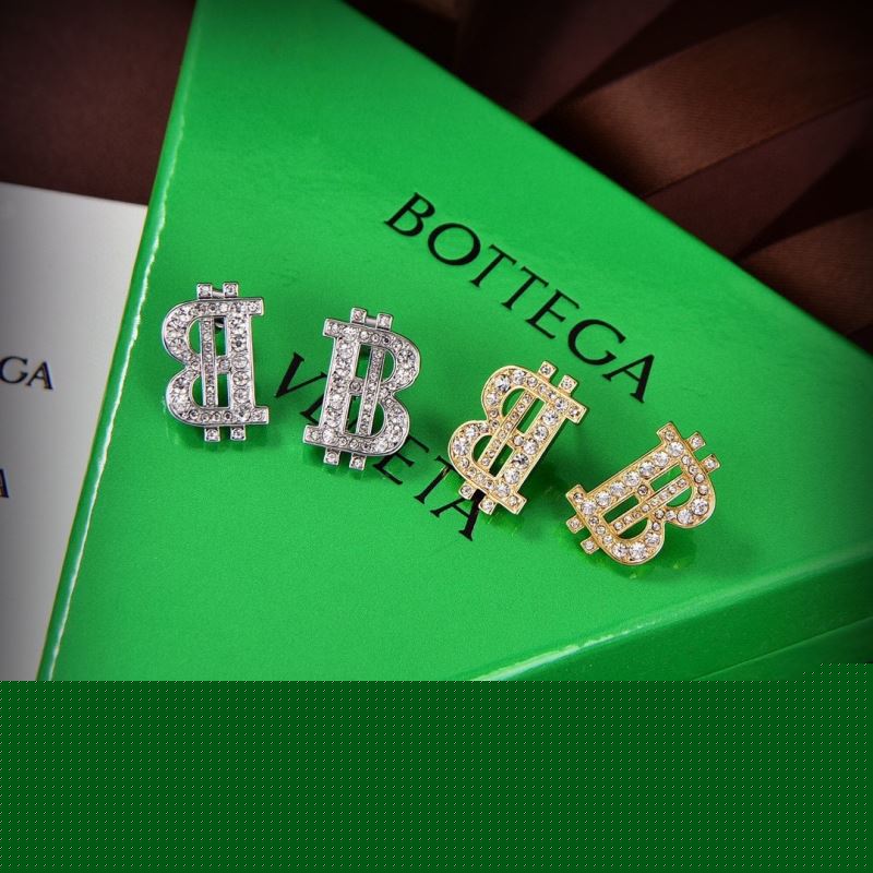 Bo*te*ga venenta earrings